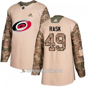 Män Ishockey Carolina Hurricanes Tröja Victor Rask 49 Adidas 2017-2018 Camo Veterans Day Practice Authentic